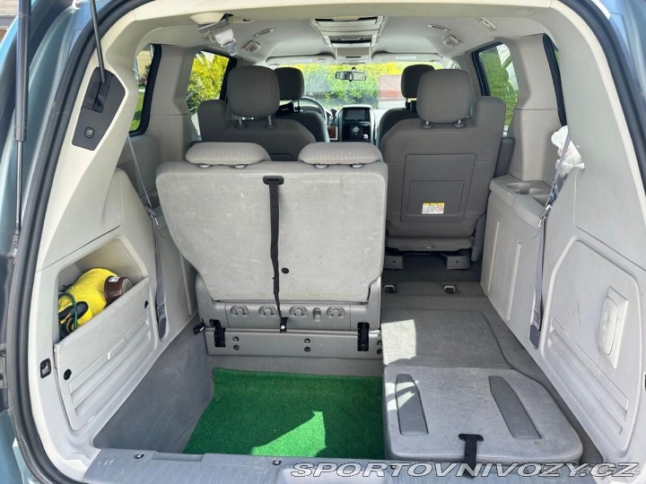 Chrysler Ostatní modely Town & Country 3,8   V6 148Kw BENZIN+LPG 2007