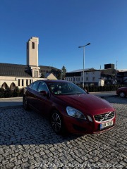 Volvo S60 2,0   2010, 120 kW, 169 0 2010