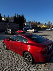 Volvo S60 2,0   2010, 120 kW, 169 0 2010