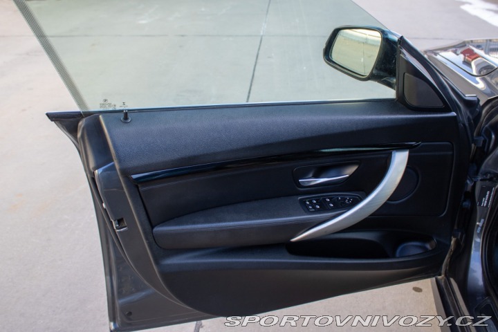 BMW 3 330d xDrive M Sport A/T 2015