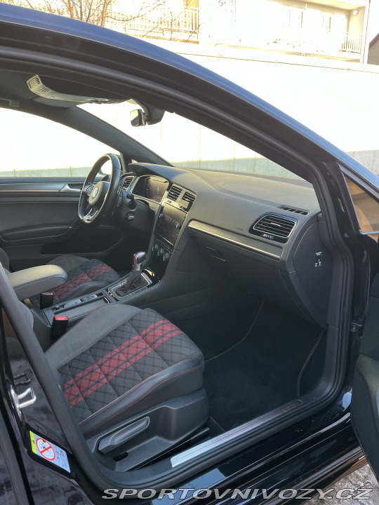 Volkswagen Golf GTI TCR 2019