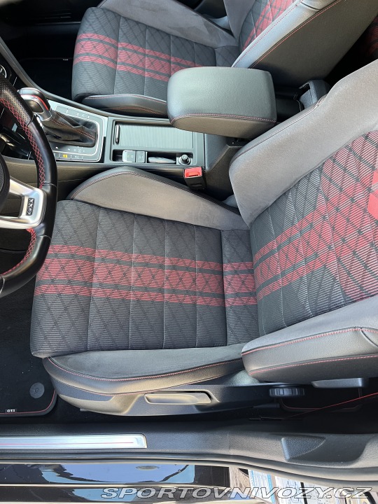 Volkswagen Golf GTI TCR 2019