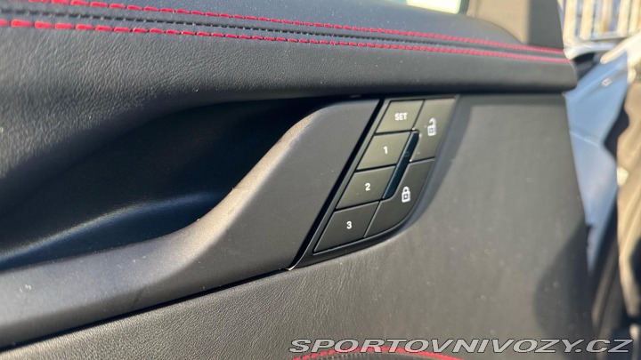 Porsche 911 GTS 2025