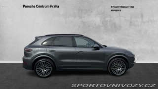 Porsche Cayenne E-Hybrid 2021