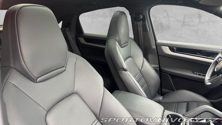 Porsche Cayenne Coupé 2025