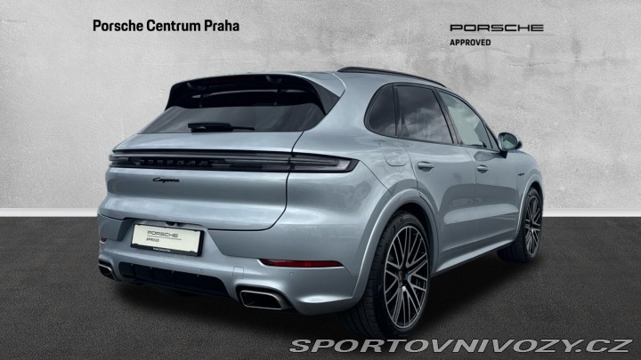 Porsche Cayenne E-Hybrid 2024