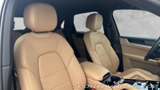 Porsche Cayenne E-Hybrid 2024