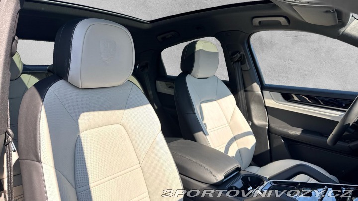 Porsche Cayenne E-Hybrid Coupé 2025