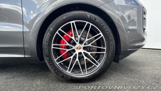 Porsche Cayenne S E-Hybrid 2025