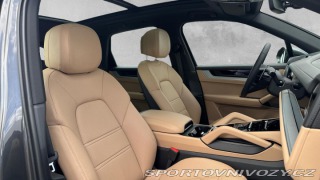 Porsche Cayenne S E-Hybrid 2025