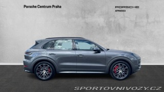 Porsche Cayenne S E-Hybrid 2025
