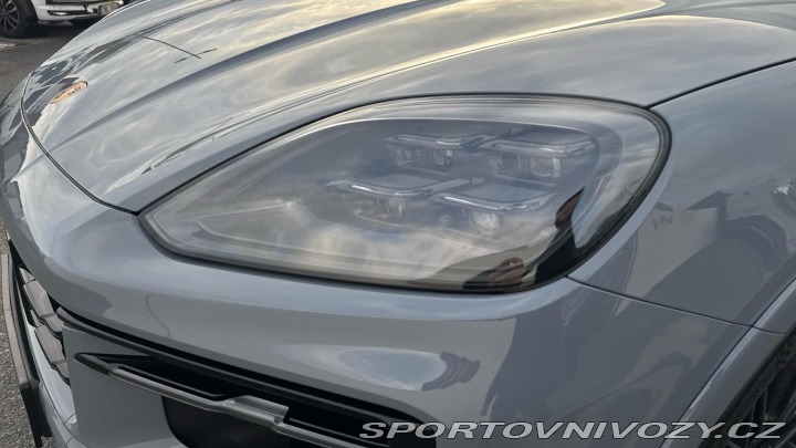 Porsche Cayenne Coupé 2025