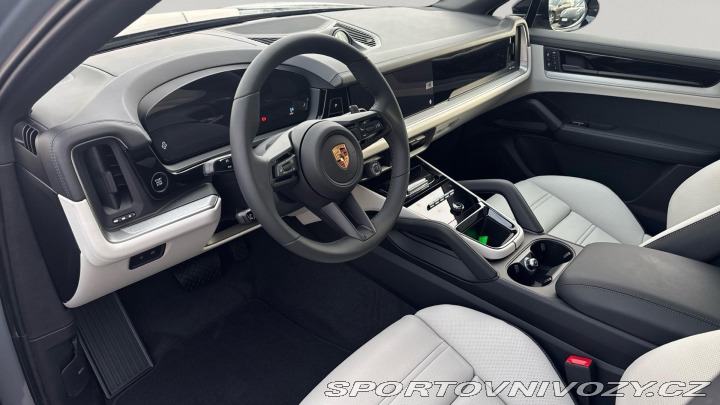 Porsche Cayenne Coupé 2025