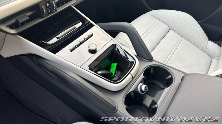 Porsche Cayenne Coupé 2025