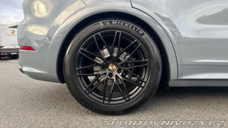 Porsche Cayenne Coupé 2025