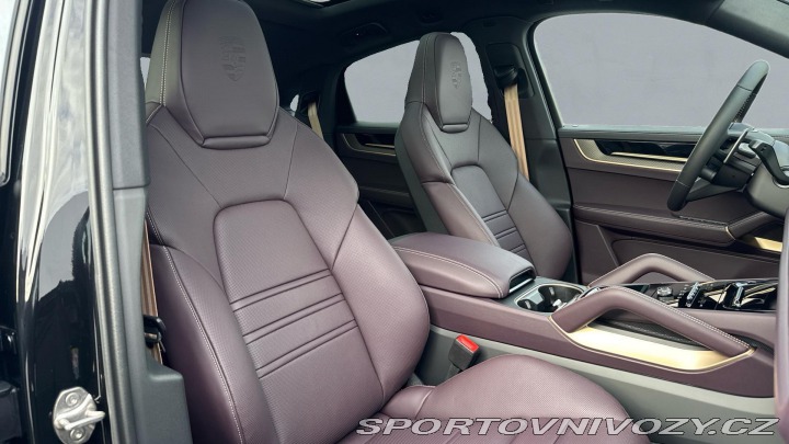 Porsche Cayenne E Hybrid Coupé 2025