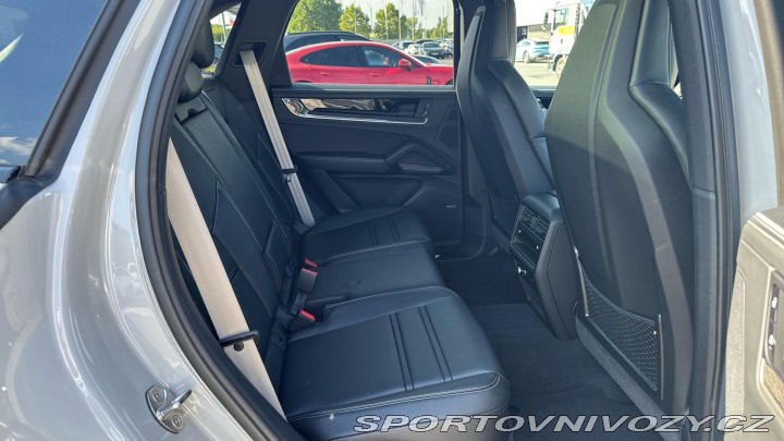 Porsche Cayenne S 2025