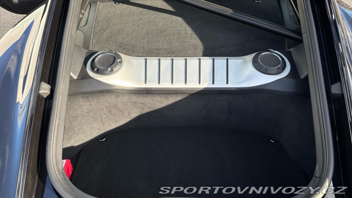 Porsche Cayman GT4 2016