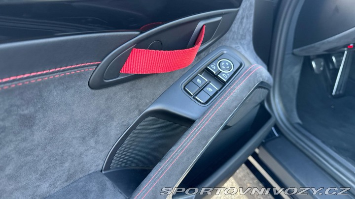 Porsche Cayman GT4 2016