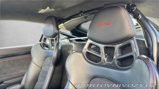 Porsche Cayman GT4 2016