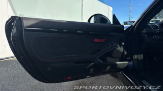 Porsche Cayman GT4 2016