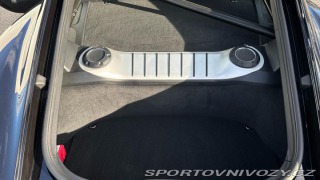 Porsche Cayman GT4 2016