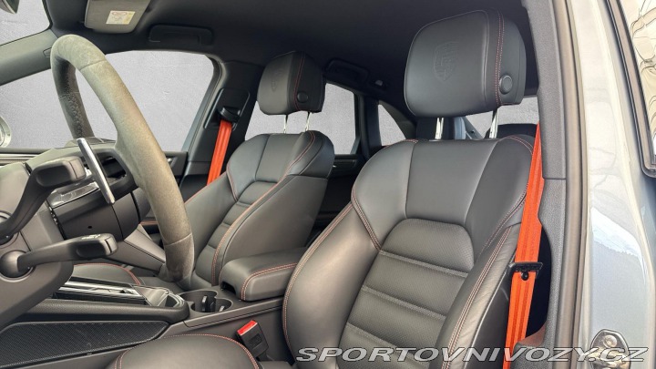 Porsche Macan S 2021