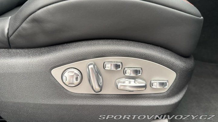 Porsche Macan S 2021