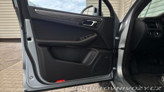 Porsche Macan S 2021