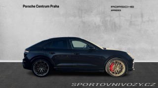 Porsche Macan Turbo 2025