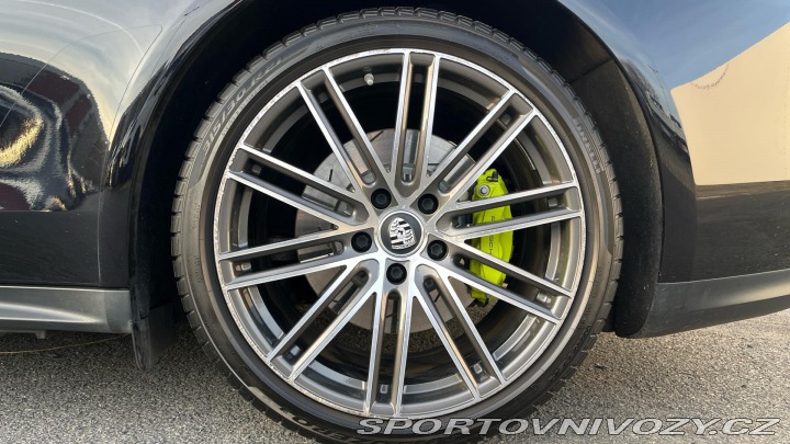 Porsche Panamera 4 E-Hybrid 2021