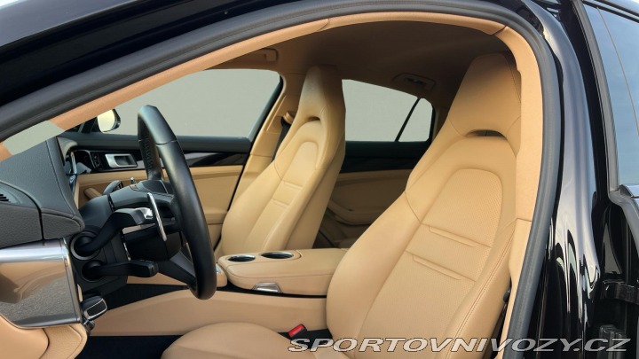 Porsche Panamera 4 E-Hybrid 2021