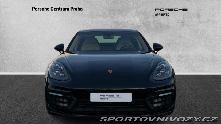 Porsche Panamera 4 E-Hybrid 2021