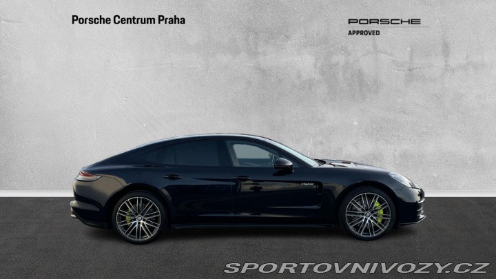 Porsche Panamera 4 E-Hybrid 2021