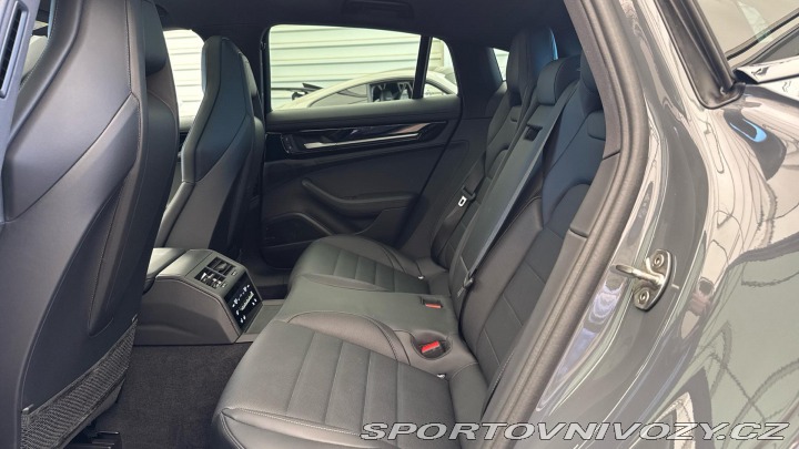 Porsche Panamera 4S E-Hybrid 2025