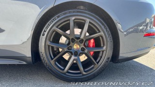 Porsche Panamera 4S E-Hybrid 2025