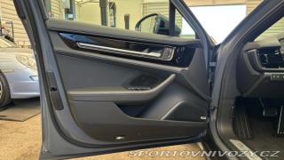 Porsche Panamera 4S E-Hybrid 2025