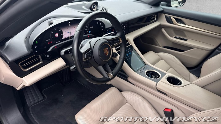 Porsche Taycan 4 Cross Turismo 2022