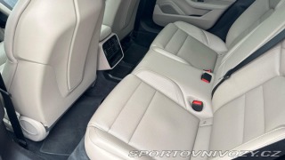 Porsche Taycan 4 Cross Turismo 2022