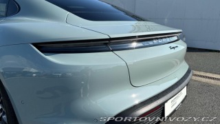 Porsche Taycan  2025