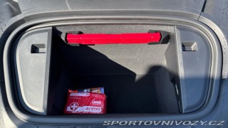 Porsche Taycan  2025