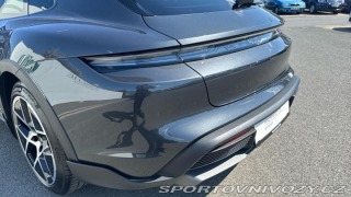 Porsche Taycan 4 Cross Turismo 2025