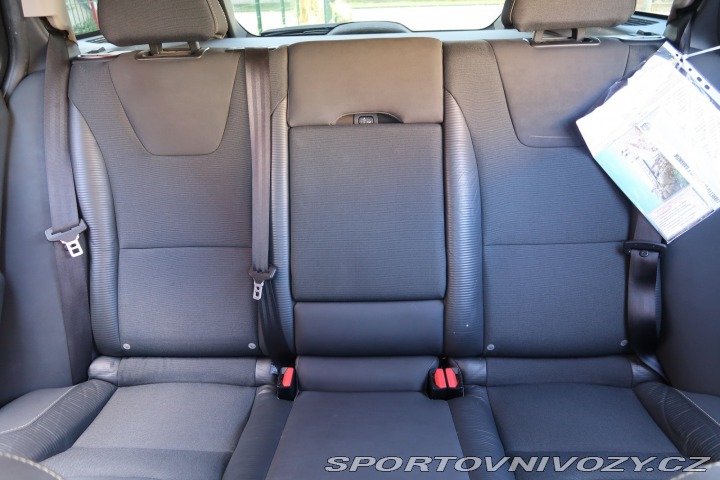 Volvo V60 Base D5 2.4 2011