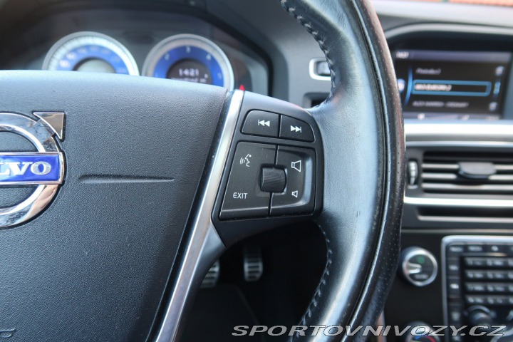 Volvo V60 Base D5 2.4 2011