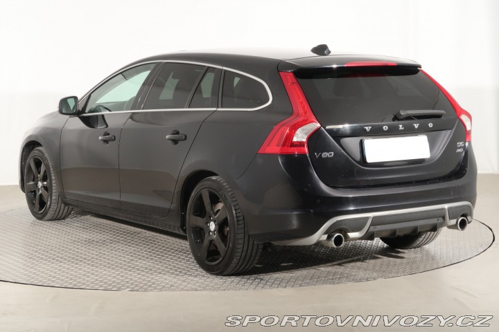 Volvo V60 Base D5 2.4 2011