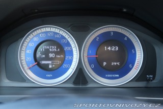 Volvo V60 Base D5 2.4 2011