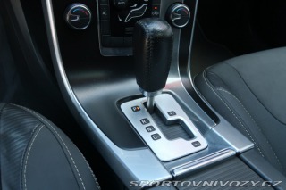 Volvo V60 Base D5 2.4 2011