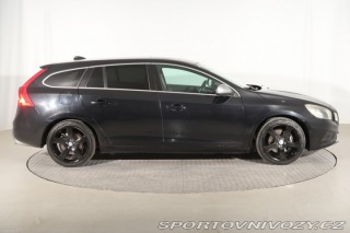 Volvo V60 Base D5 2.4 2011