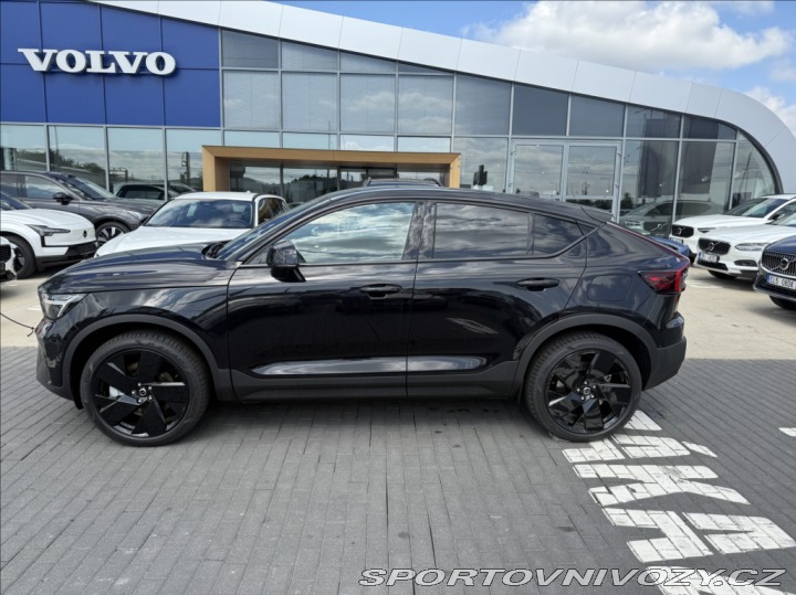 Volvo EC40 0,0 PLUS BLACK ED. SING 2024