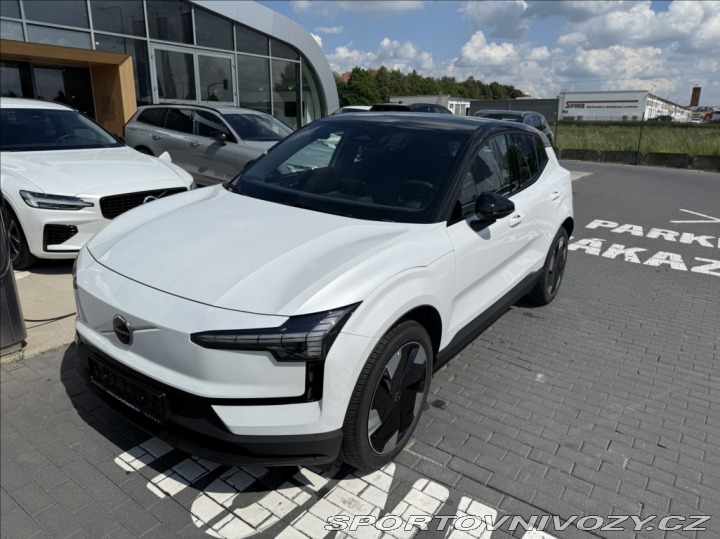 Volvo EX30 0,0 ULTRA TWIN motor 2024
